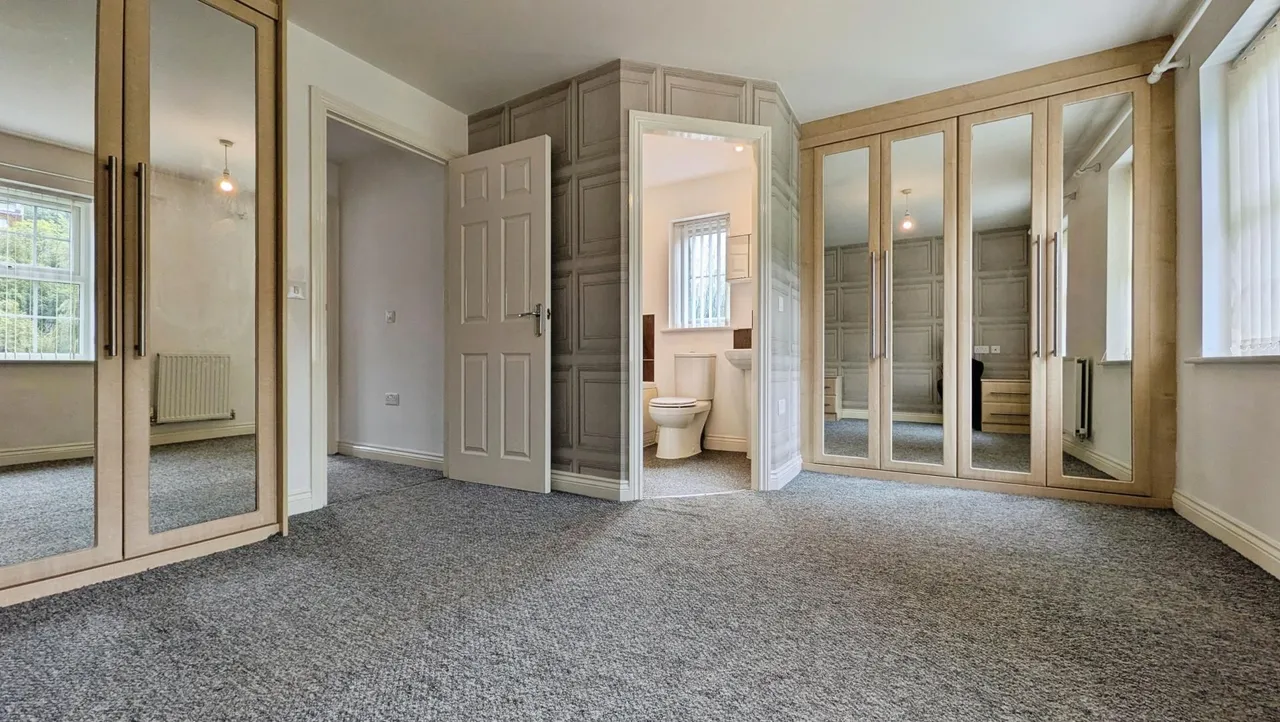 Shuttle Close, Mossley, OL5, photo 26