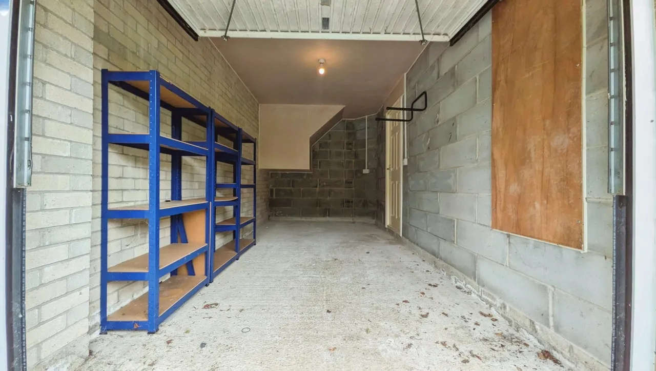 Shuttle Close, Mossley, OL5, photo 7