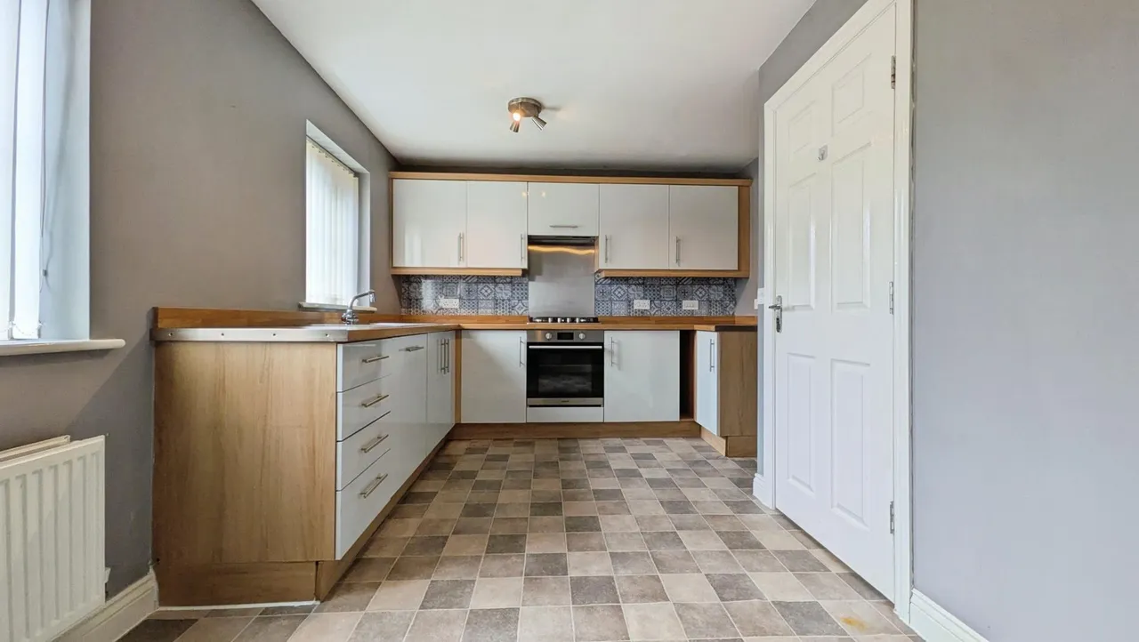 Shuttle Close, Mossley, OL5, photo 20