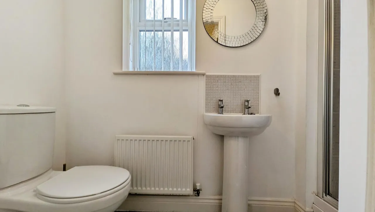 Shuttle Close, Mossley, OL5, photo 12