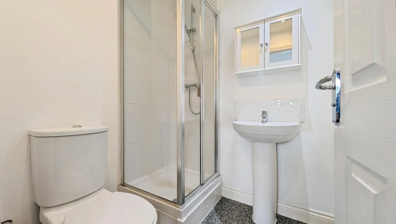 Shuttle Close, Mossley, OL5, photo 33