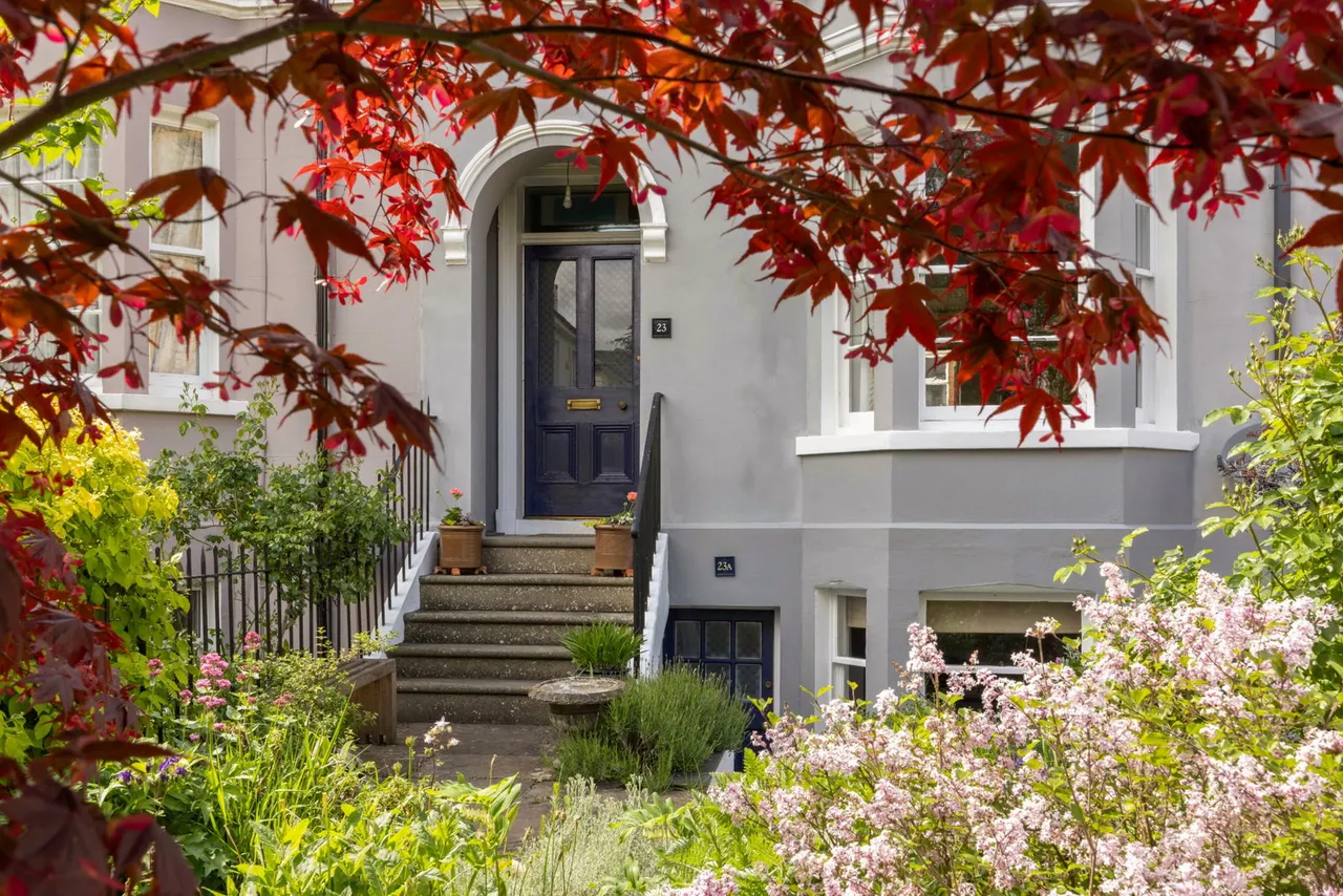 St. Lukes Road, Cheltenham, GL53, photo 2