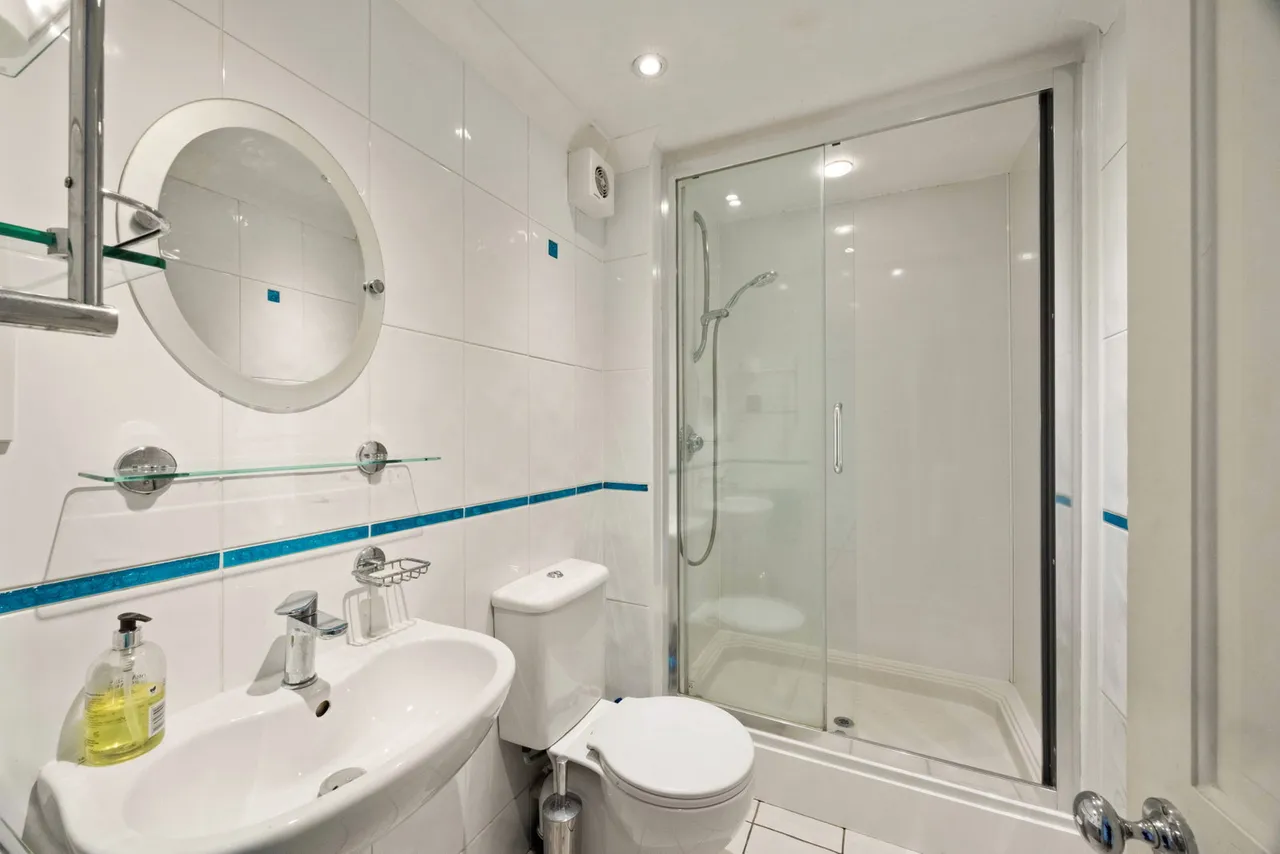 St. Lukes Road, Cheltenham, GL53, photo 21