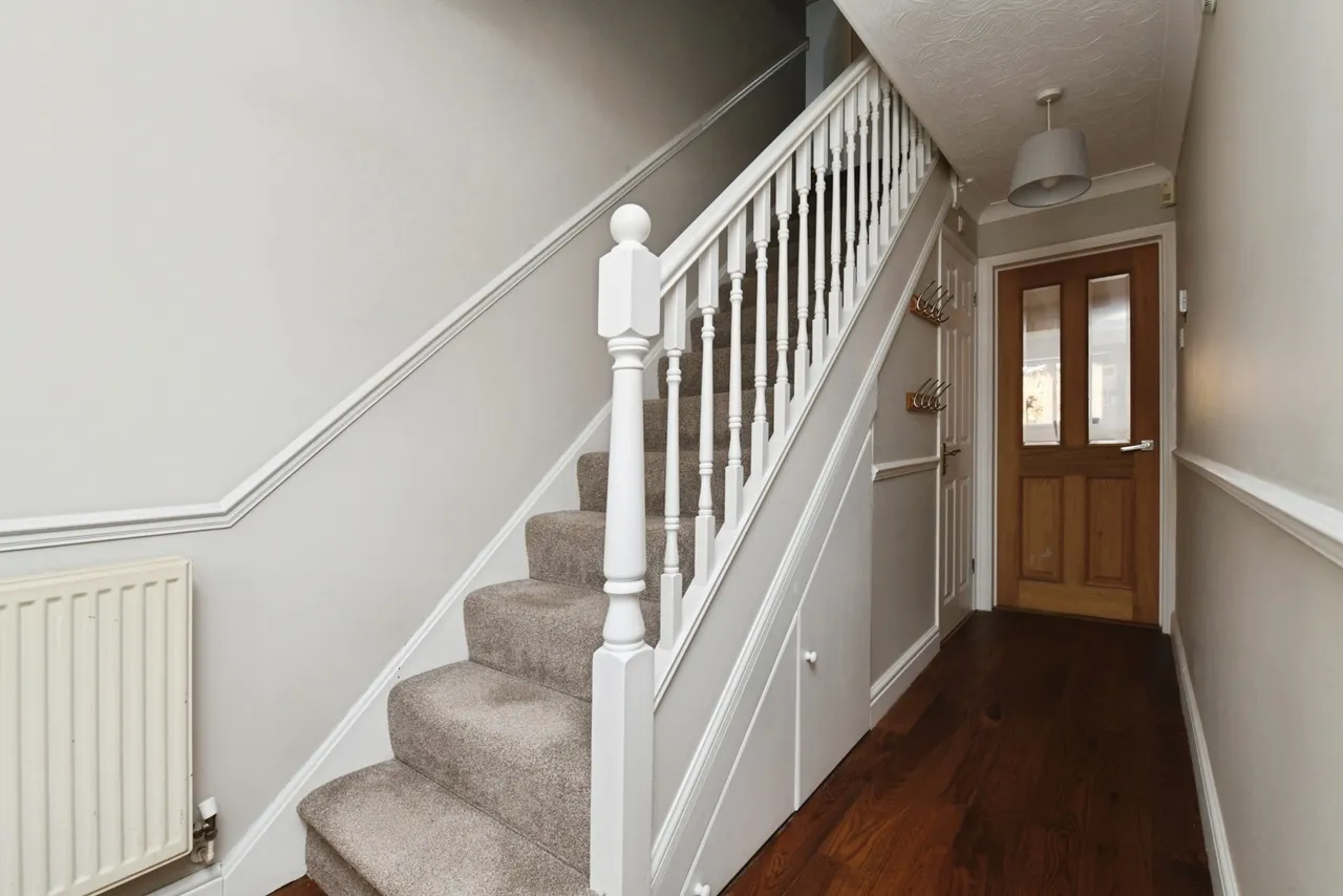Victoria Avenue, RAYLEIGH, Essex, SS6, photo 9