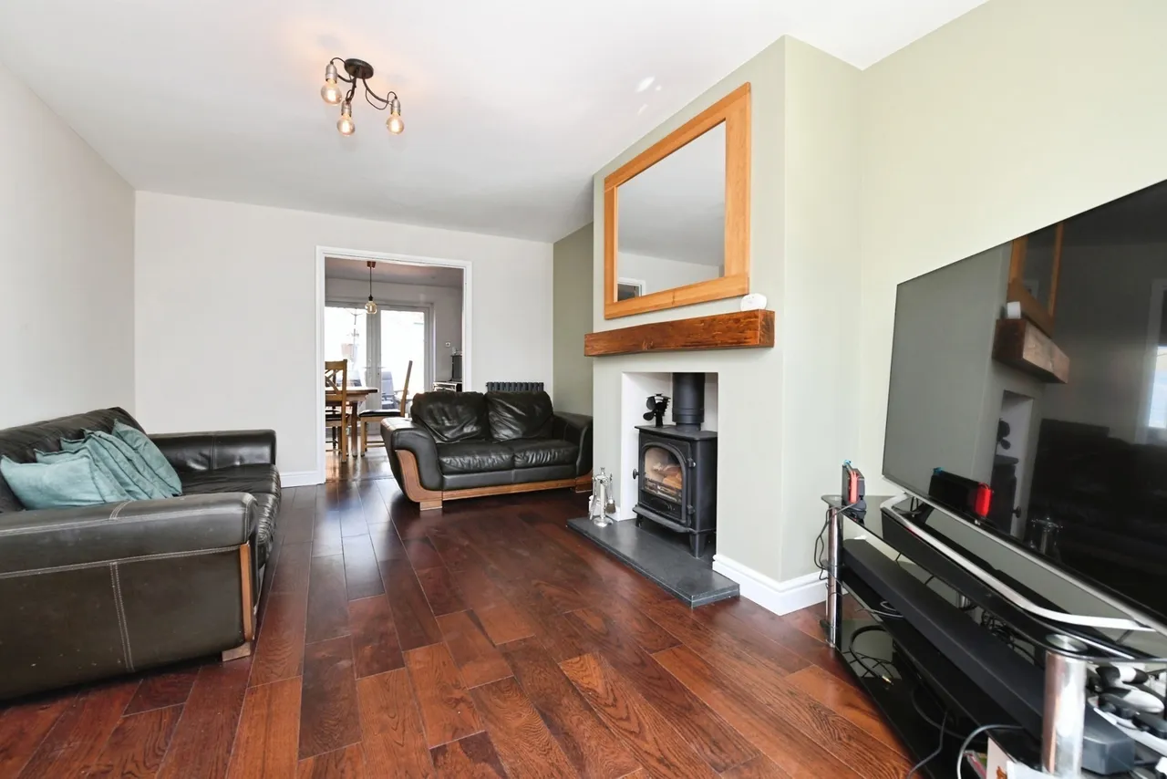 Victoria Avenue, RAYLEIGH, Essex, SS6, photo 6