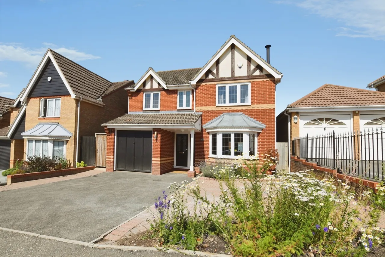 Victoria Avenue, RAYLEIGH, Essex, SS6, photo 19