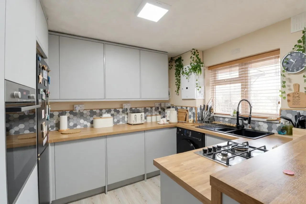 Brindley Avenue, Winsford, photo 7