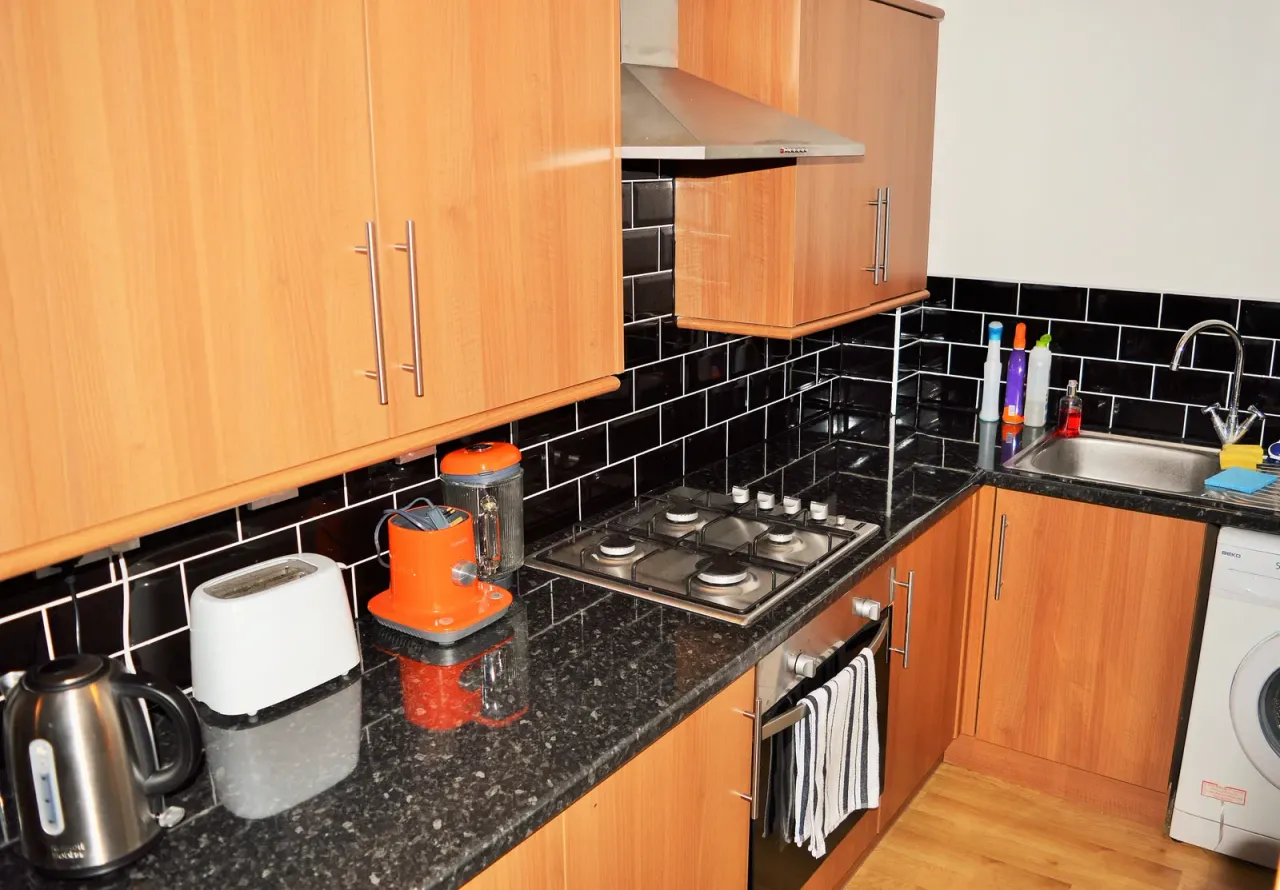 Station Road, E7, photo 3