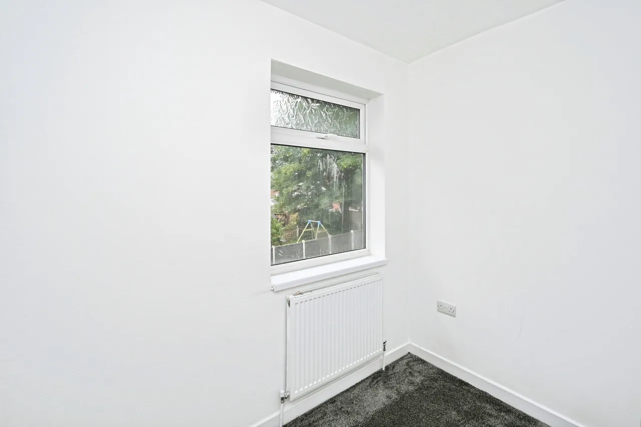 Devonshire Drive, Langwith, NG20, photo 9