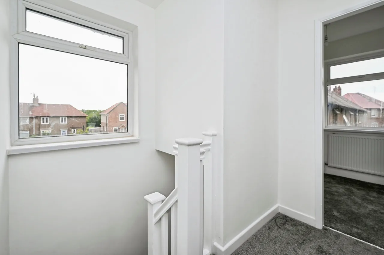 Devonshire Drive, Langwith, NG20, photo 13