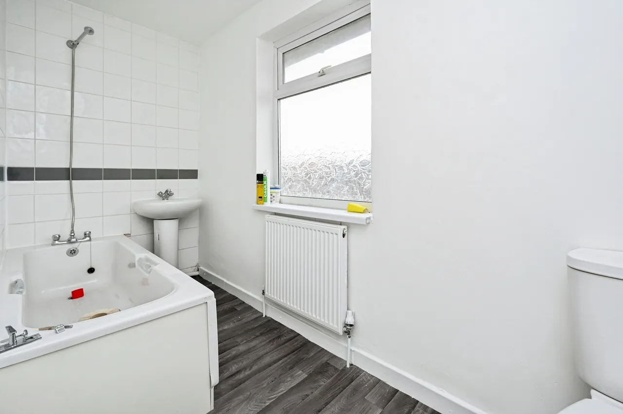 Devonshire Drive, Langwith, NG20, photo 6