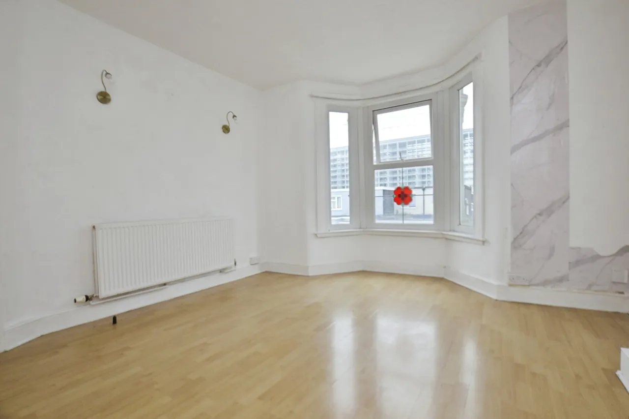 Kildare Road, London, E16, photo 3