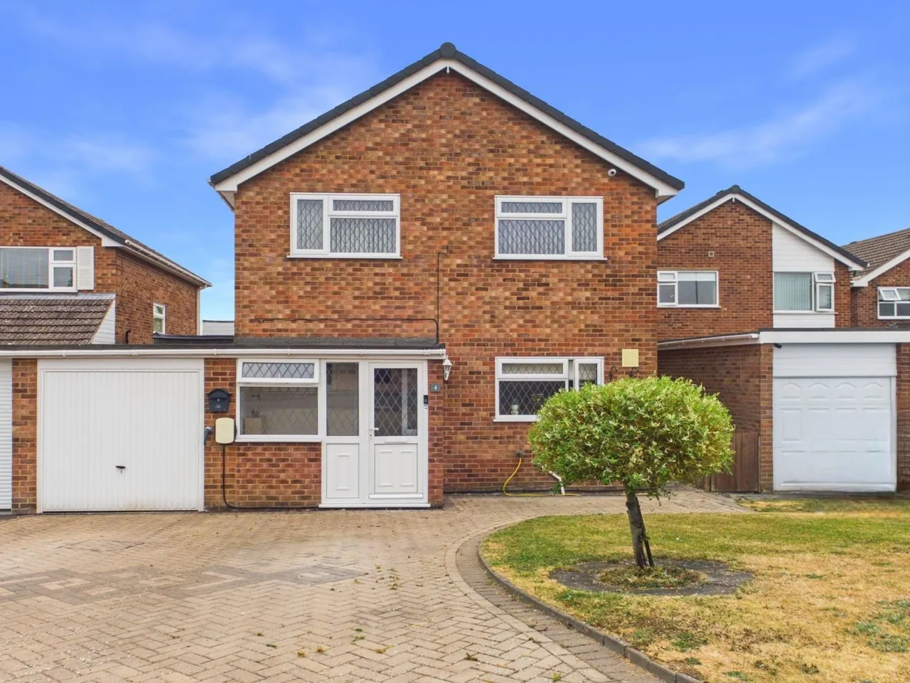 4 bed house for sale, Malling Avenue, Broughton Astley, LE9
