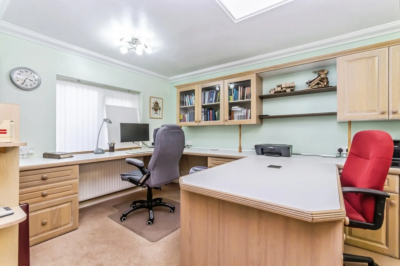 Bracken Lane, Storrington, RH20, photo 19