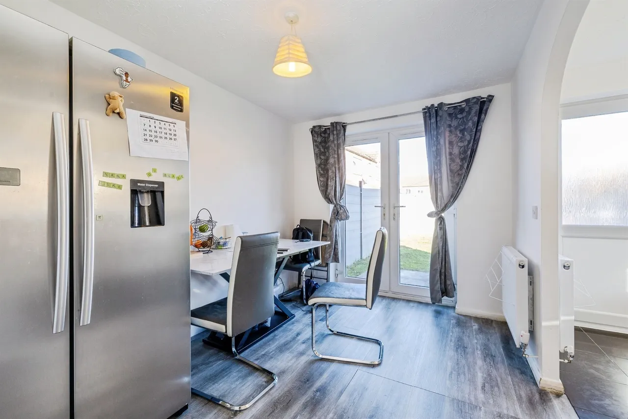 Newton Drive, Cherry Willingham, LN3, photo 6