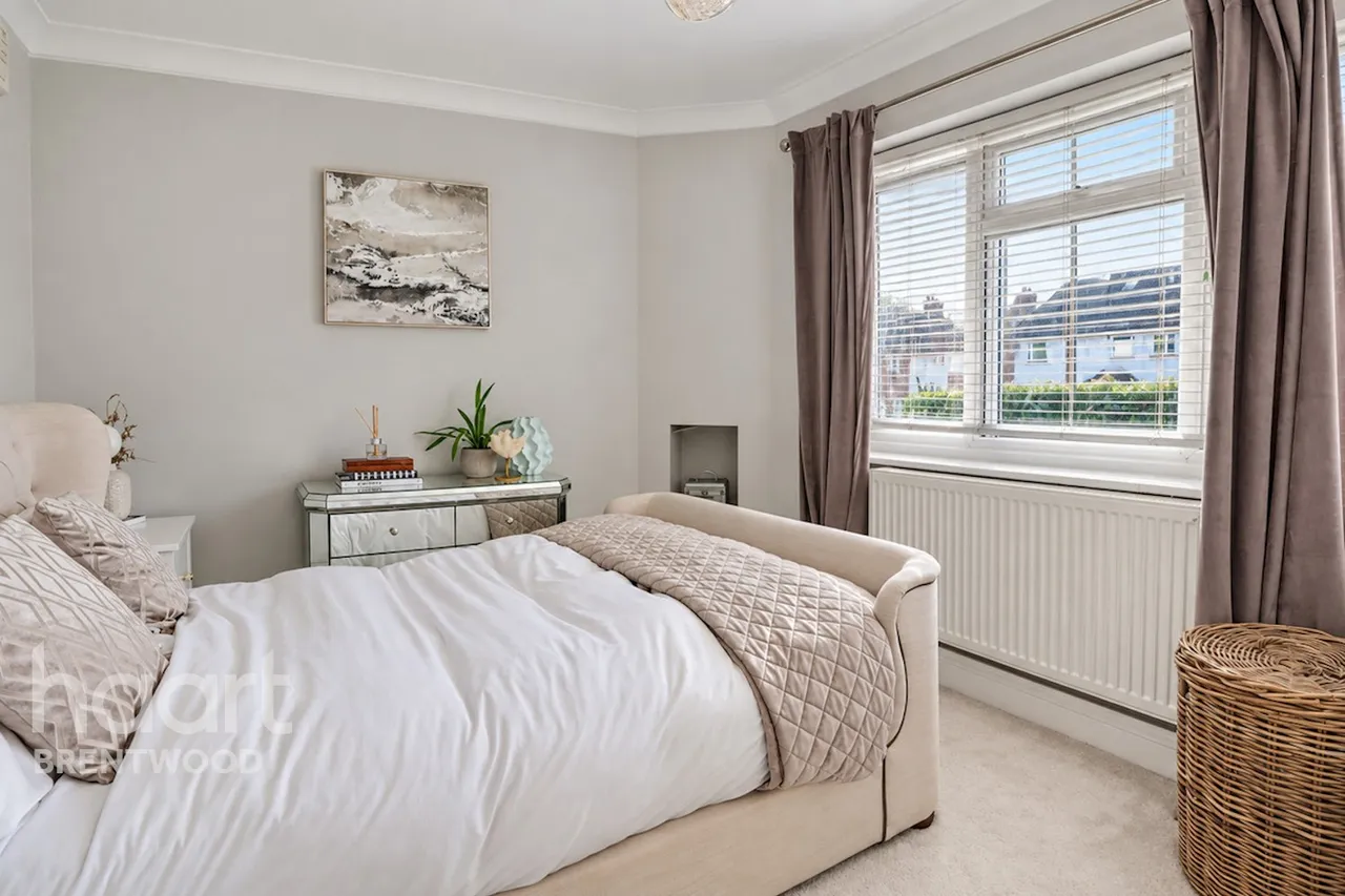 1 bed flat for sale, Cherry Avenue, Brentwood, CM13