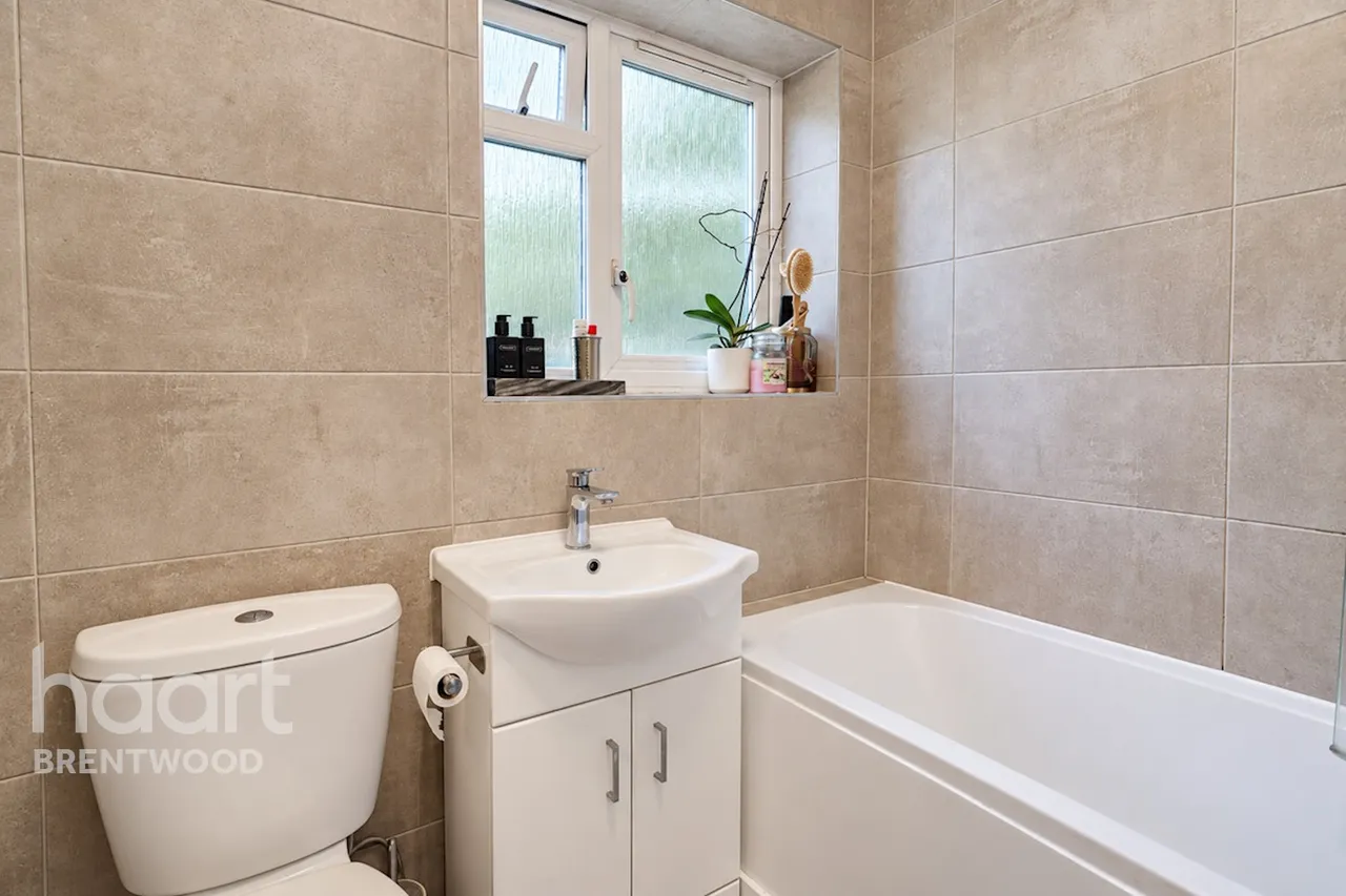 Cherry Avenue, Brentwood, CM13, photo 10