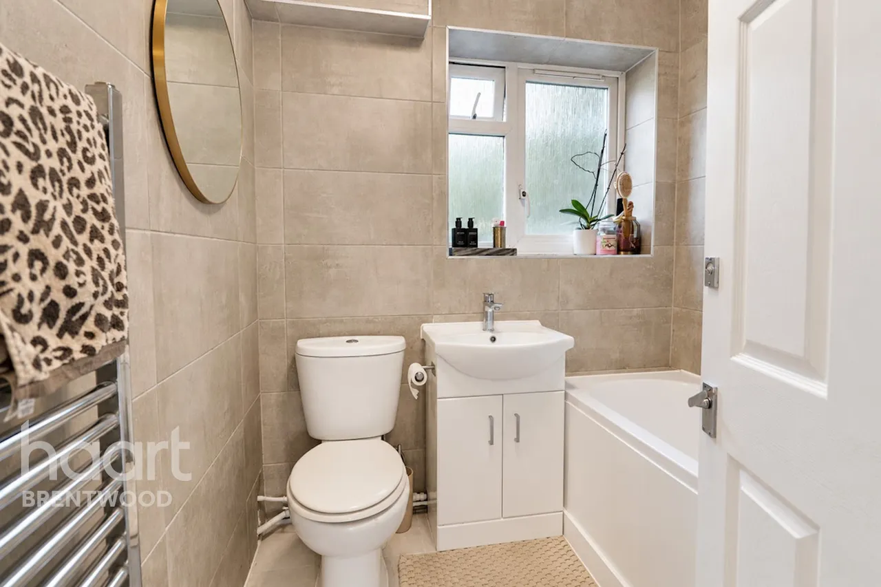 Cherry Avenue, Brentwood, CM13, photo 8