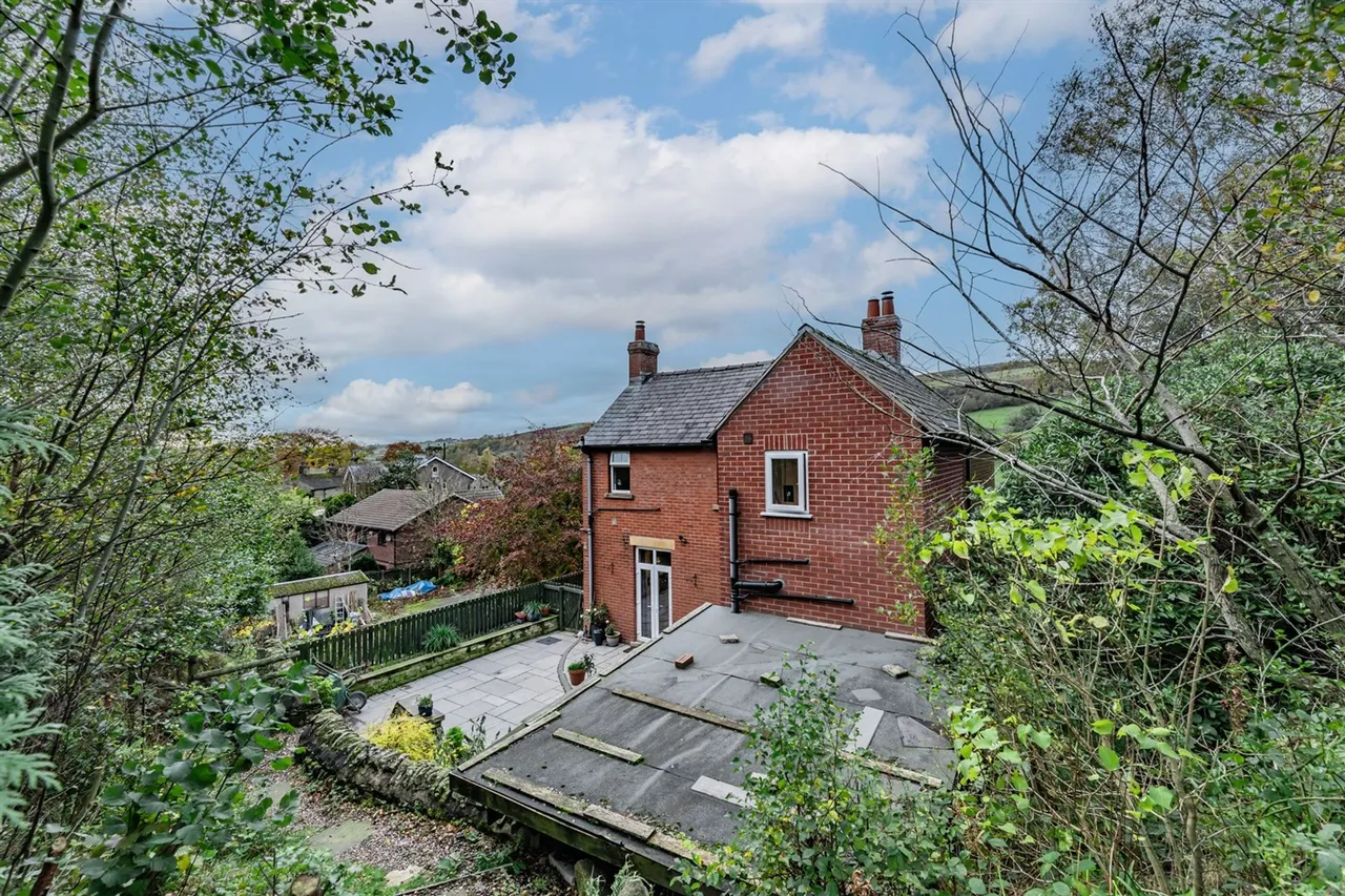 New Mills Road, High Peak, photo 25