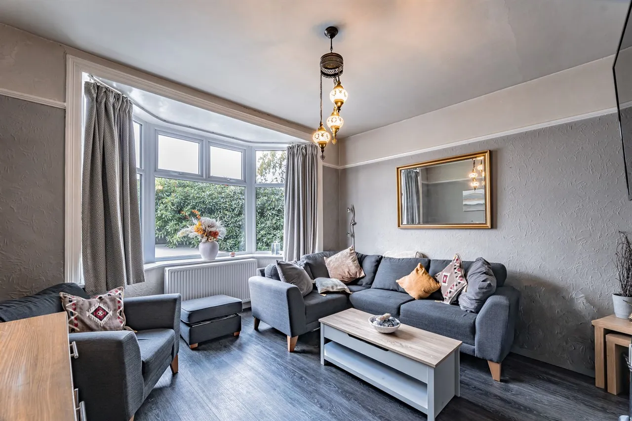 New Mills Road, High Peak, photo 6