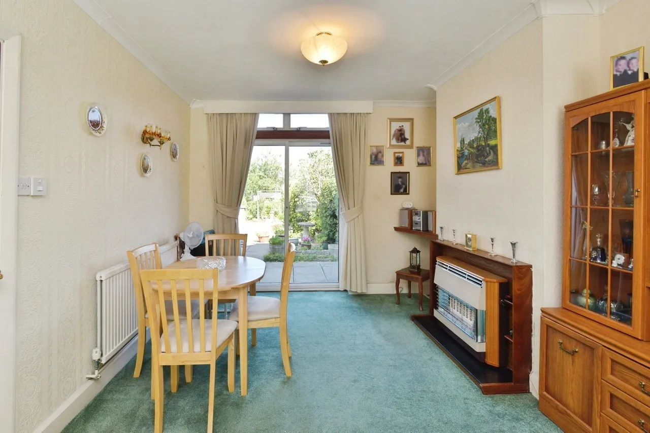 Gloucester Road, Wolverton, Milton Keynes, Buckinghamshire, MK12, photo 5