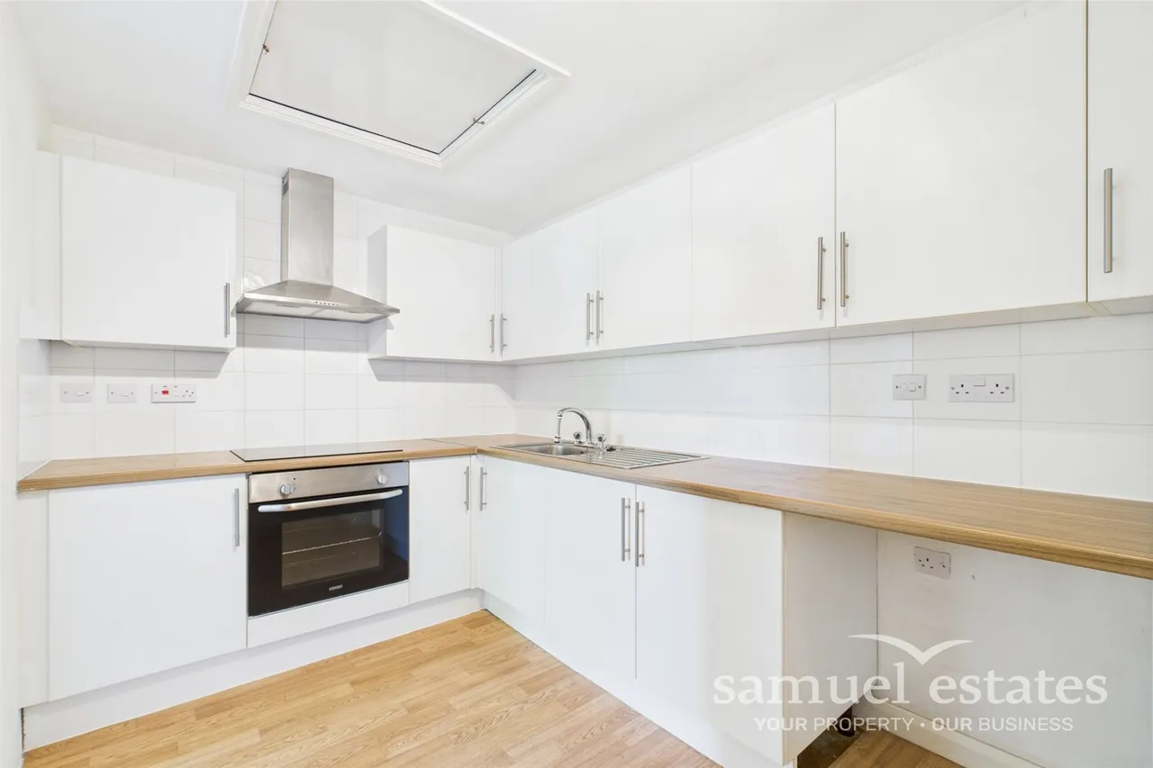 140 Selhurst Road, Selhurst, SE25 6NA, photo 4