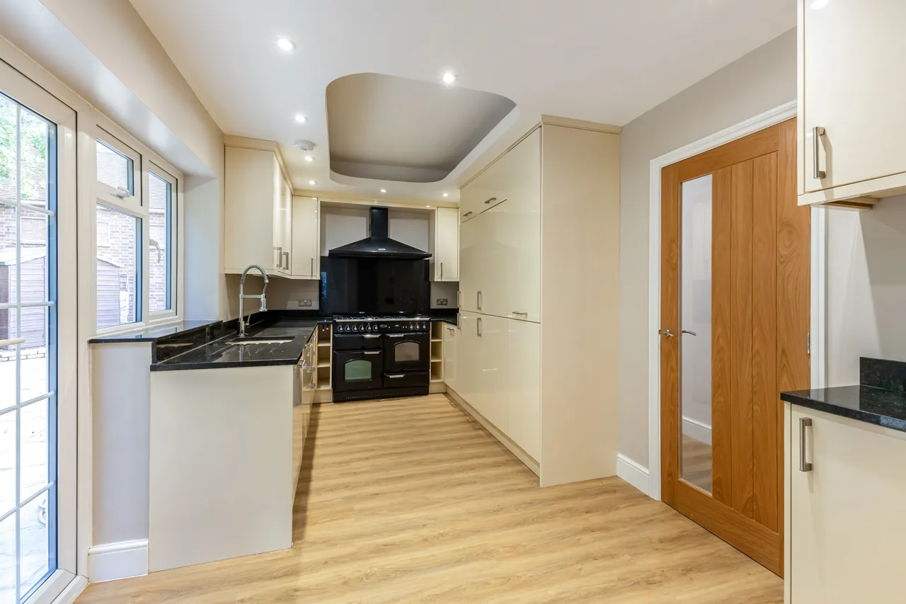 Fallowfield, Stanmore, HA7, photo 5