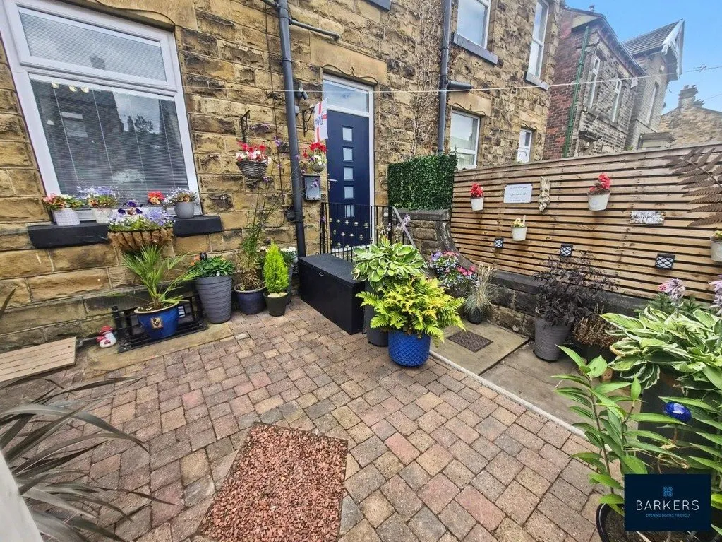Bradford Road Birstall, Batley WF17 9NU, photo 14
