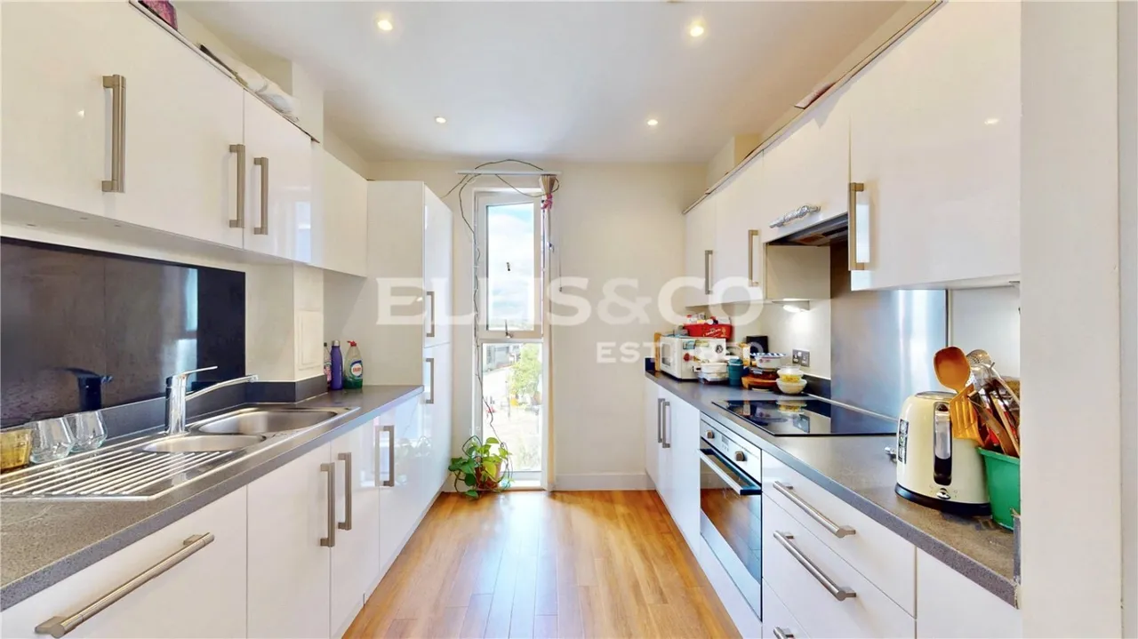 Hatton Road, Wembley, HA0, photo 4