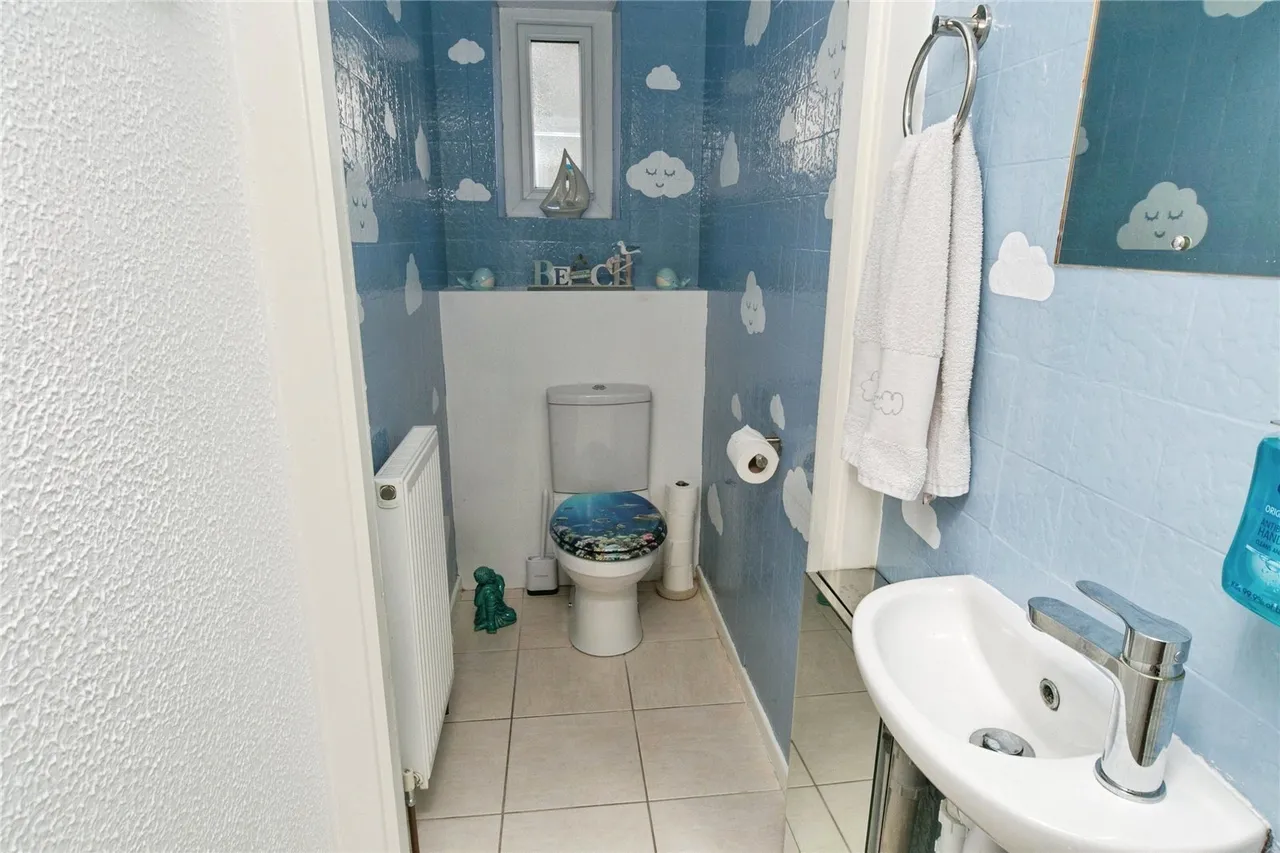 Fern Hill, Benllech, LL74, photo 11