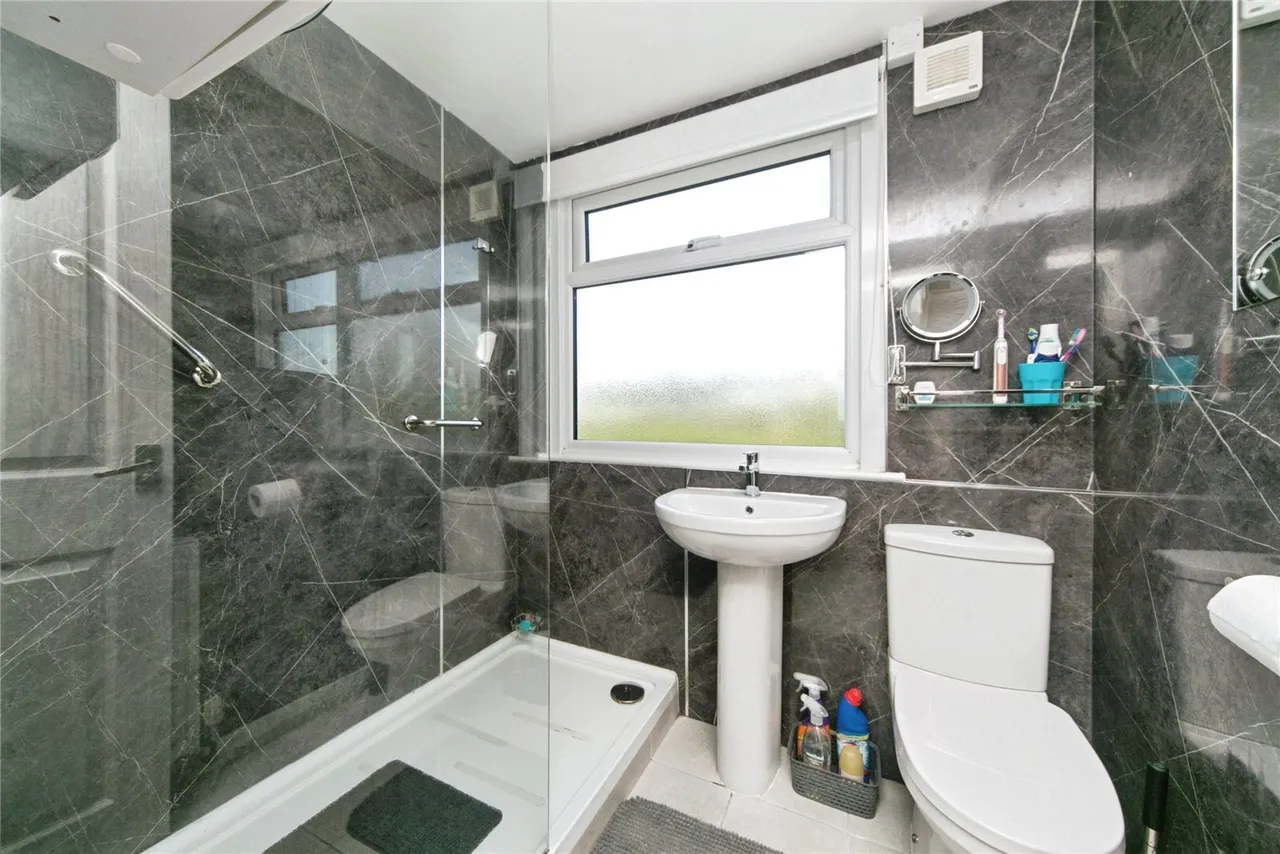 Fern Hill, Benllech, LL74, photo 7