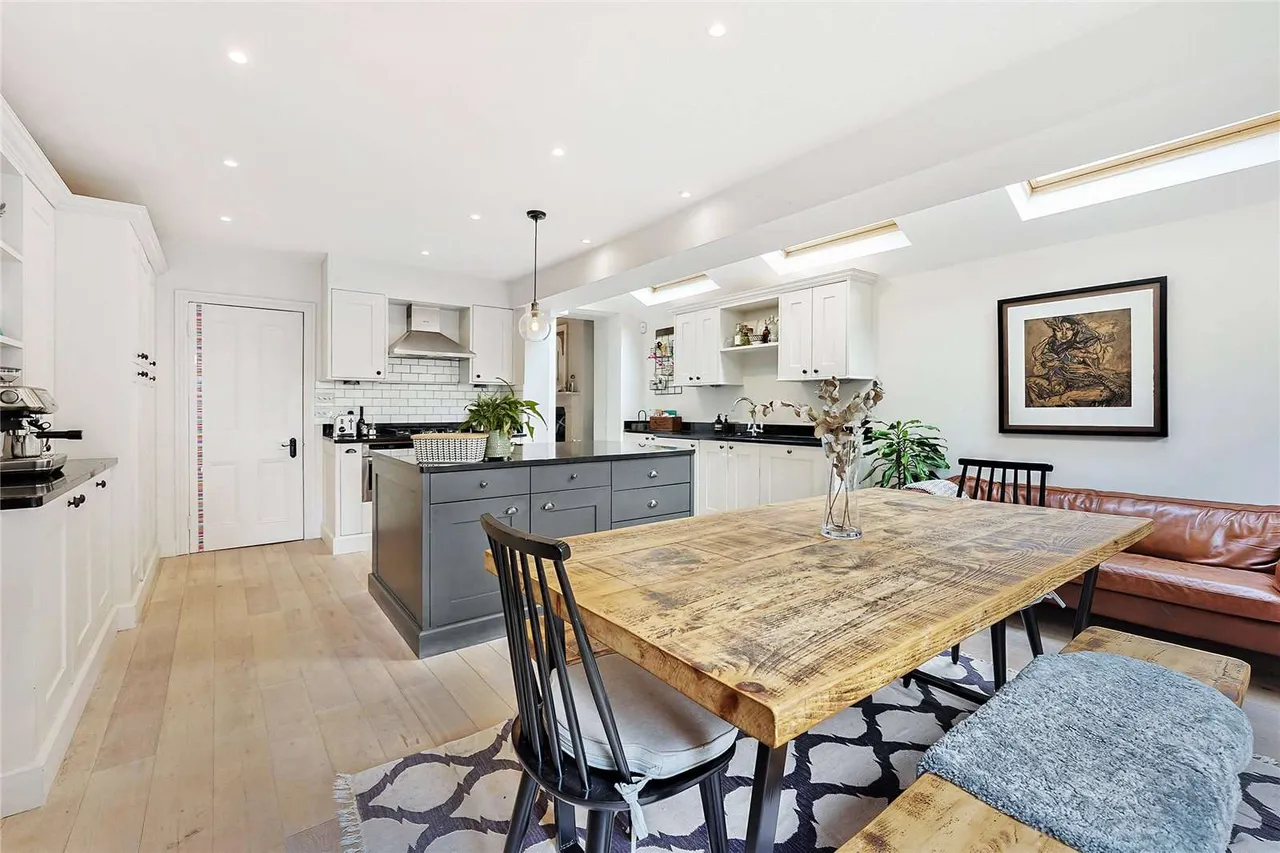 Geraldine Road, London, SW18 2NT, photo 3