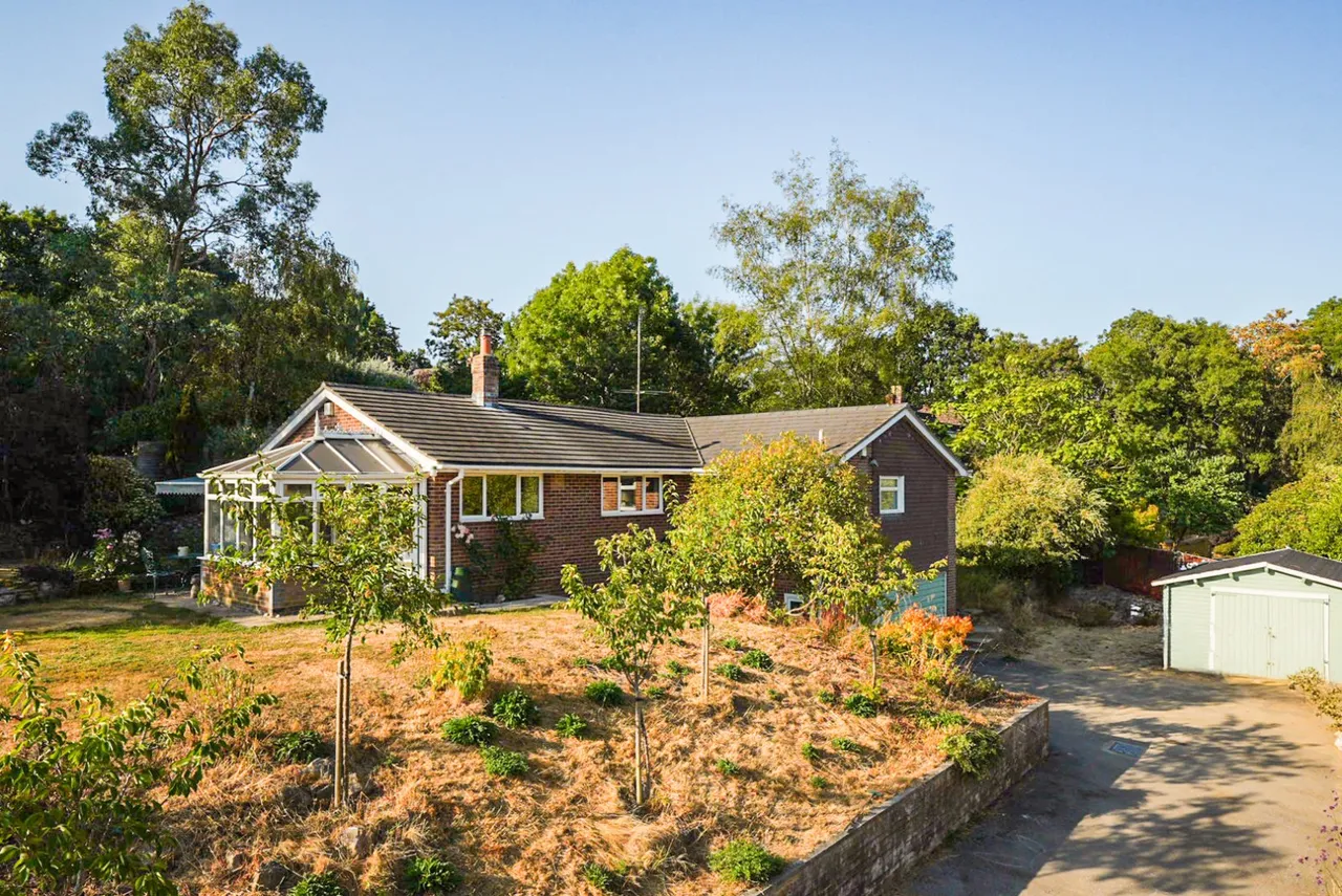 3 bed house for sale, Cooks Lane, Awbridge, SO51