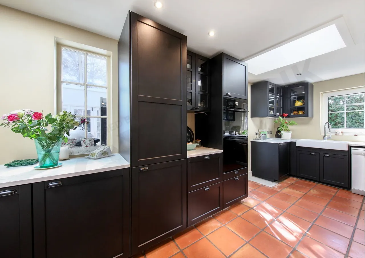 Fortis Green, East Finchley, Muswell Hill, London N2, photo 9