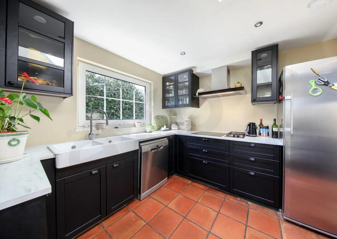 Fortis Green, East Finchley, Muswell Hill, London N2, photo 11