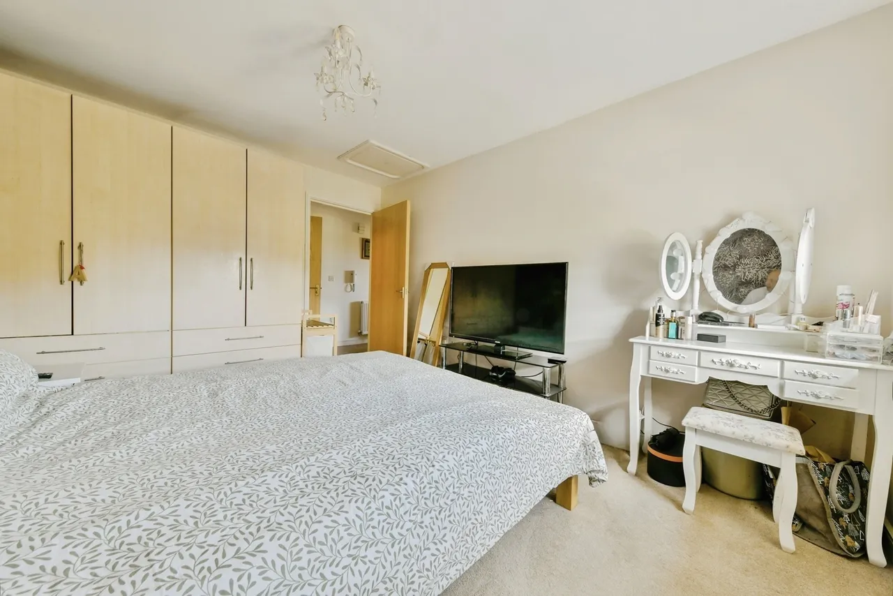North Road, Hertford, Hertfordshire, SG14, photo 9