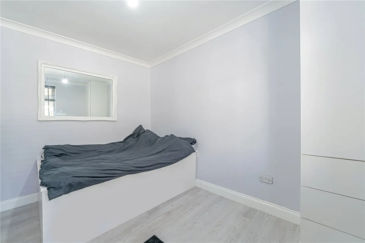 Coombe Road, Hampton, TW12 3PB, photo 7