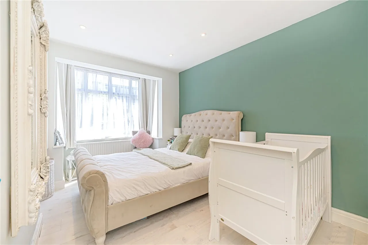 Coombe Road, Hampton, TW12 3PB, photo 5