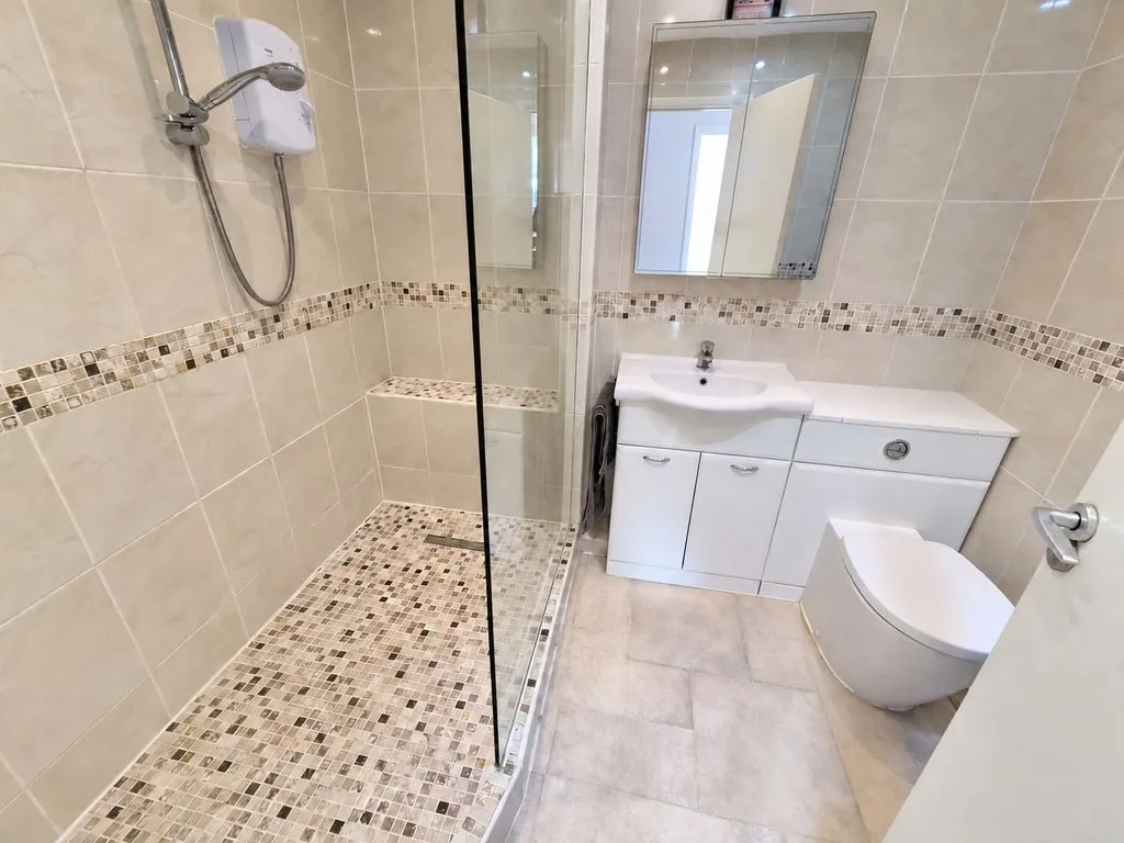 Lodge Close, Edgware, HA8, photo 17