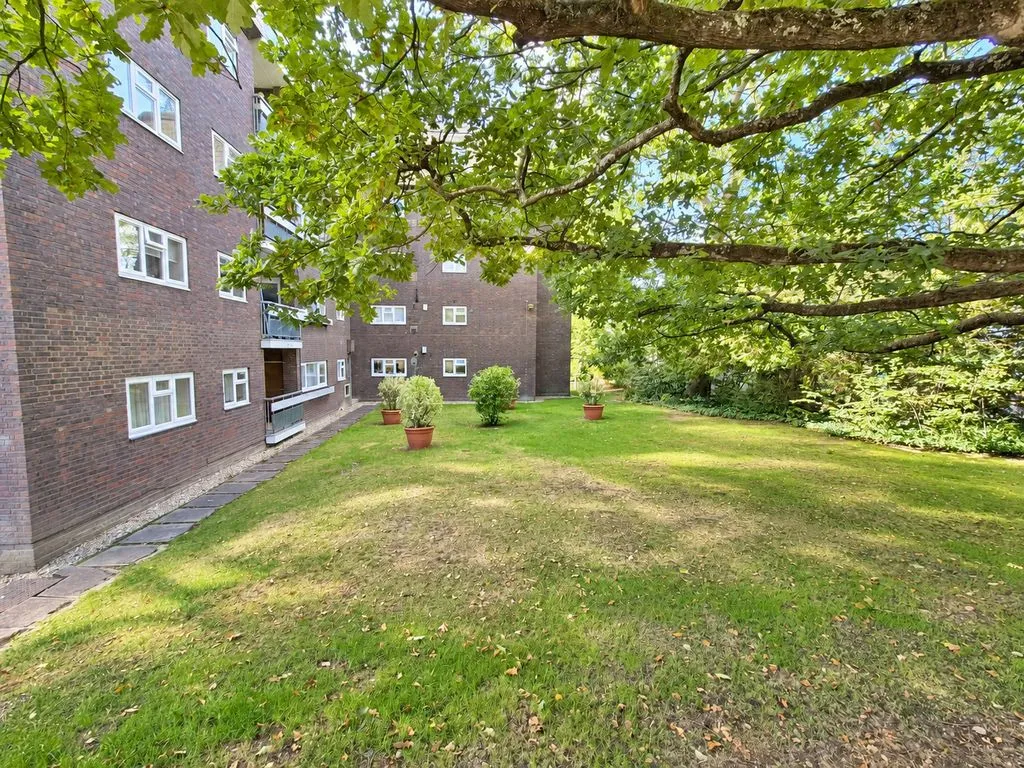 Lodge Close, Edgware, HA8, photo 21