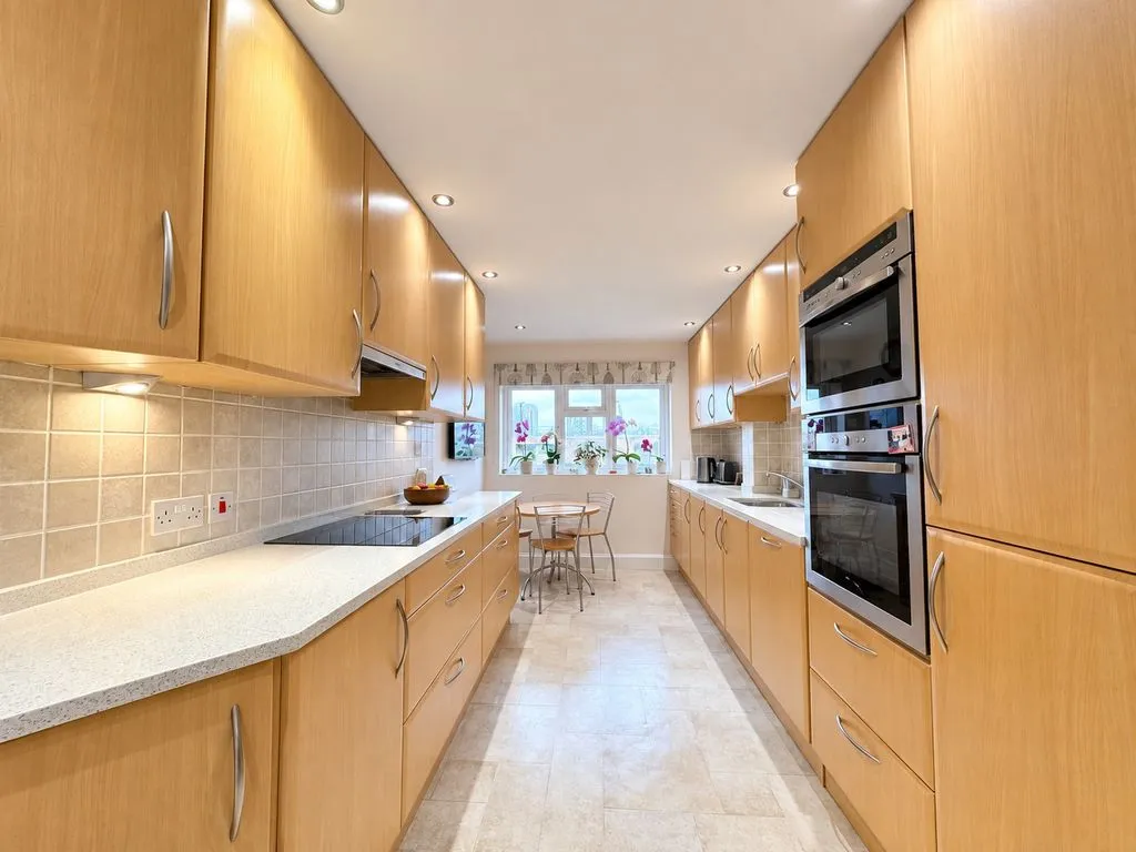 Lodge Close, Edgware, HA8, photo 4