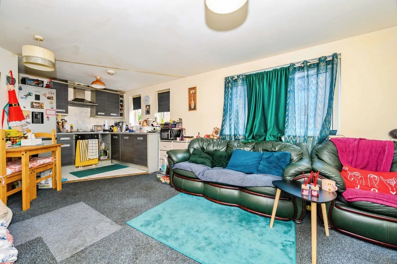 Russett Way, Dunstable, Bedfordshire, LU5, photo 3
