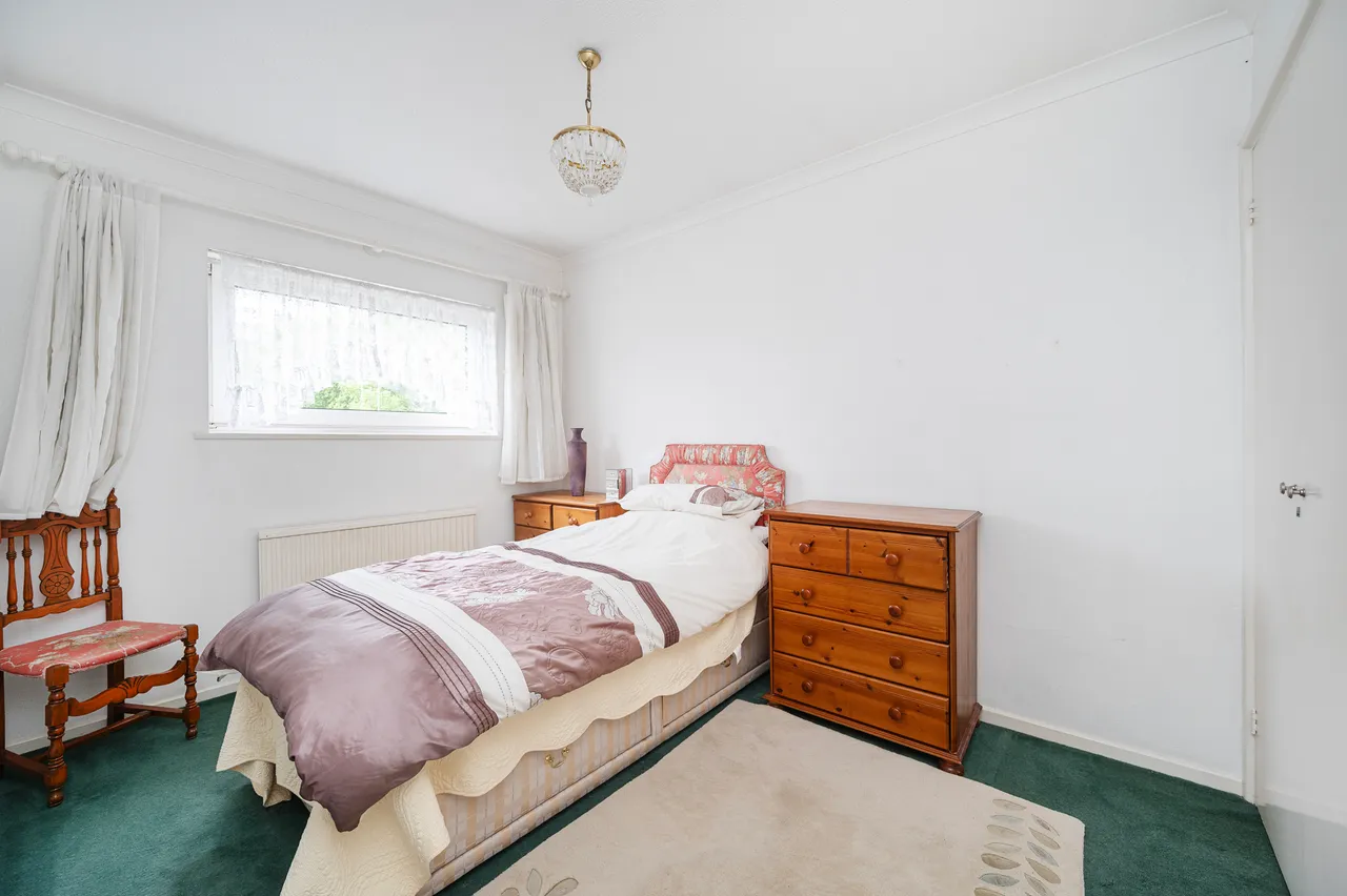 5 Danesdale Road, London, photo 8