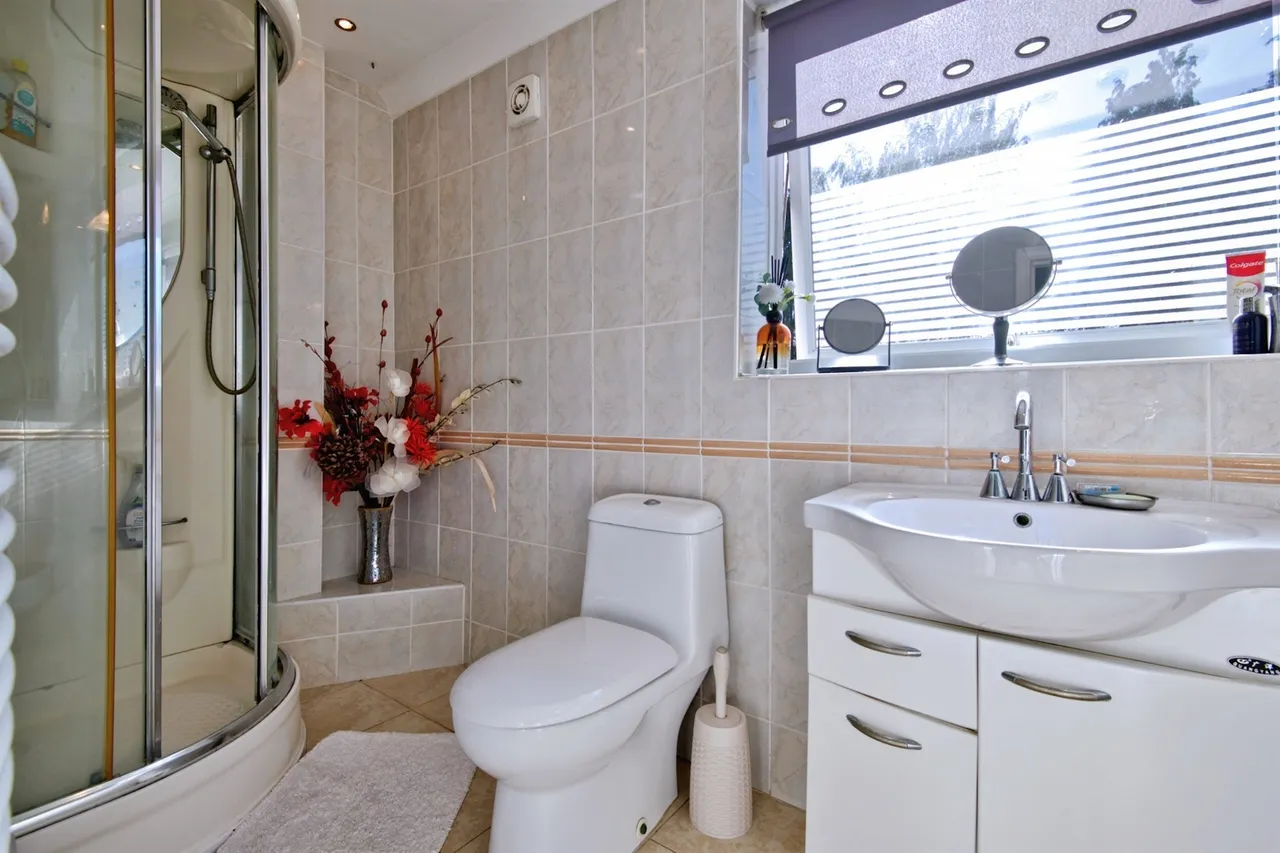 Romford Close, Colchester, CO4, photo 11