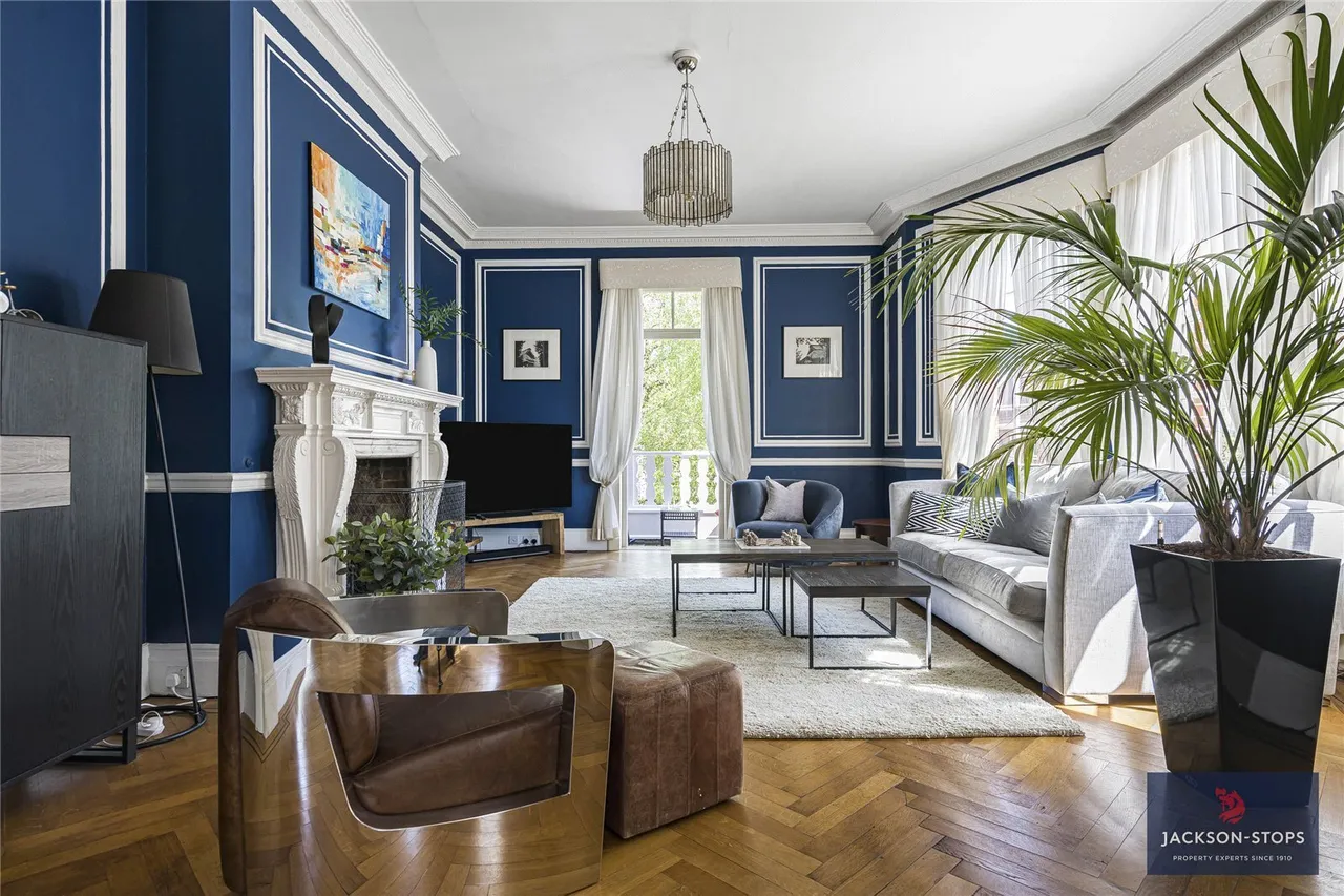 The Avenue, Newmarket, CB8, photo 9