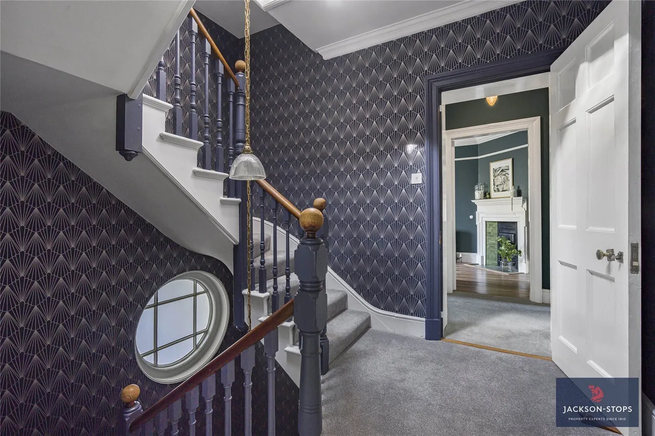 The Avenue, Newmarket, CB8, photo 34