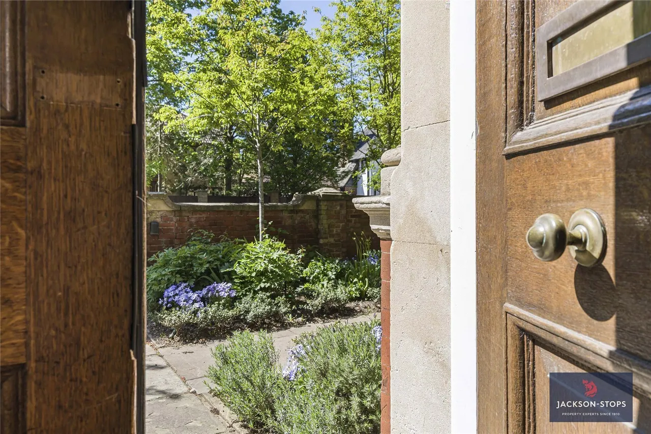 The Avenue, Newmarket, CB8, photo 40