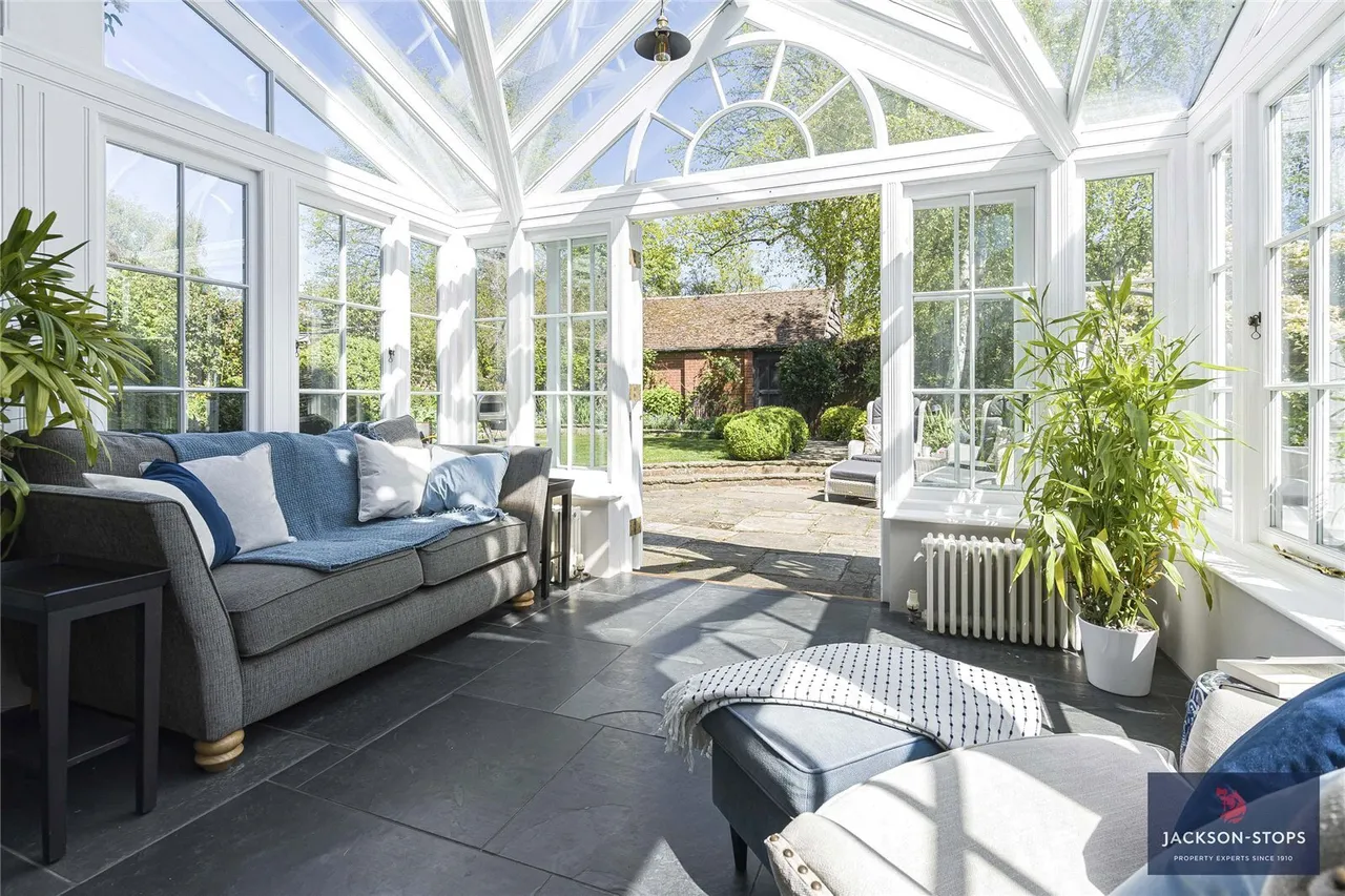 The Avenue, Newmarket, CB8, photo 17