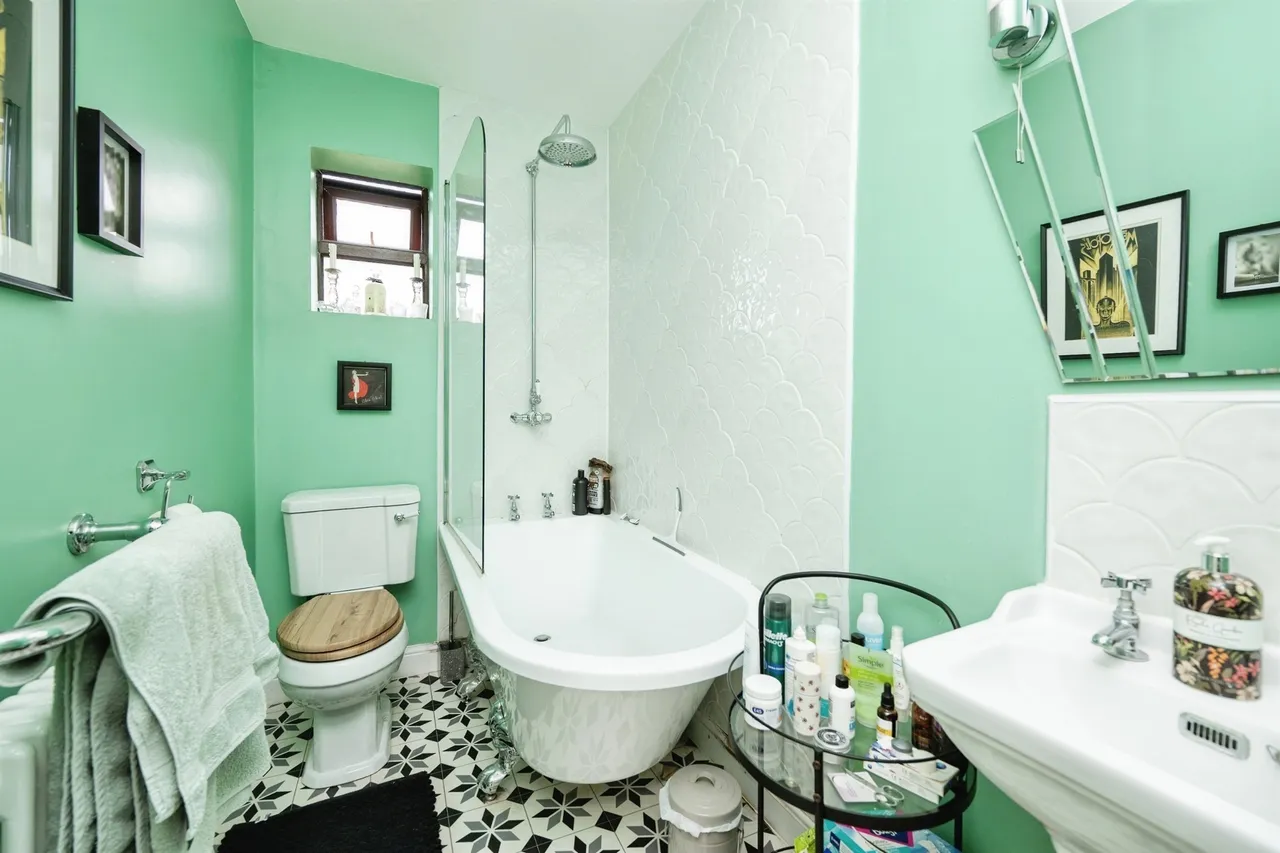 Grosvenor Road, DUDLEY, photo 7