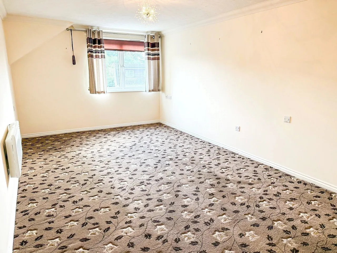 Padnell Road, Waterlooville, PO8, photo 8